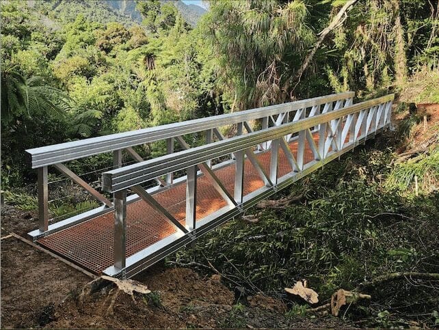 Monkeytoe NZ Flyable Bridge